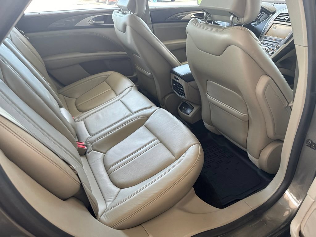 Used 2017 Lincoln MKZ Reserve w/ Technology Package AWD/4WD image 22