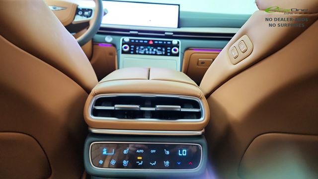 Used 2025 Genesis GV80 3.5T Prestige image 54