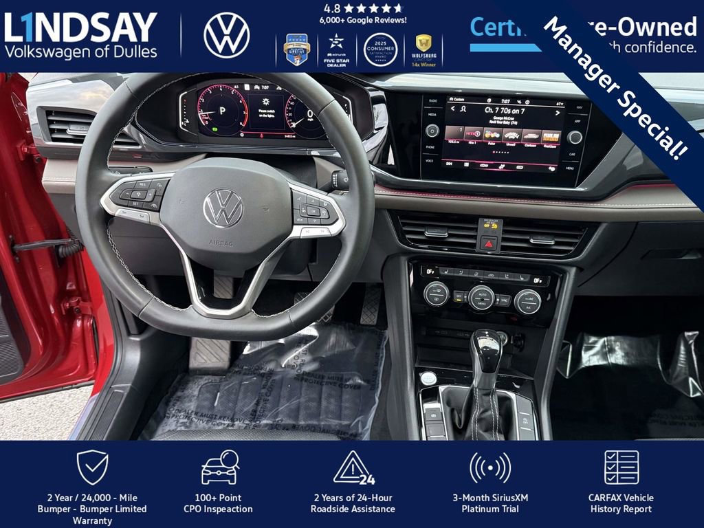 Certified 2022 Volkswagen Taos SEL w/ Panoramic Sunroof Package image 10