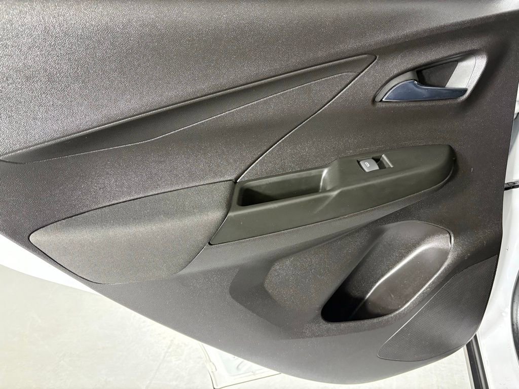 Used 2023 Chevrolet Bolt LT FWD image 36