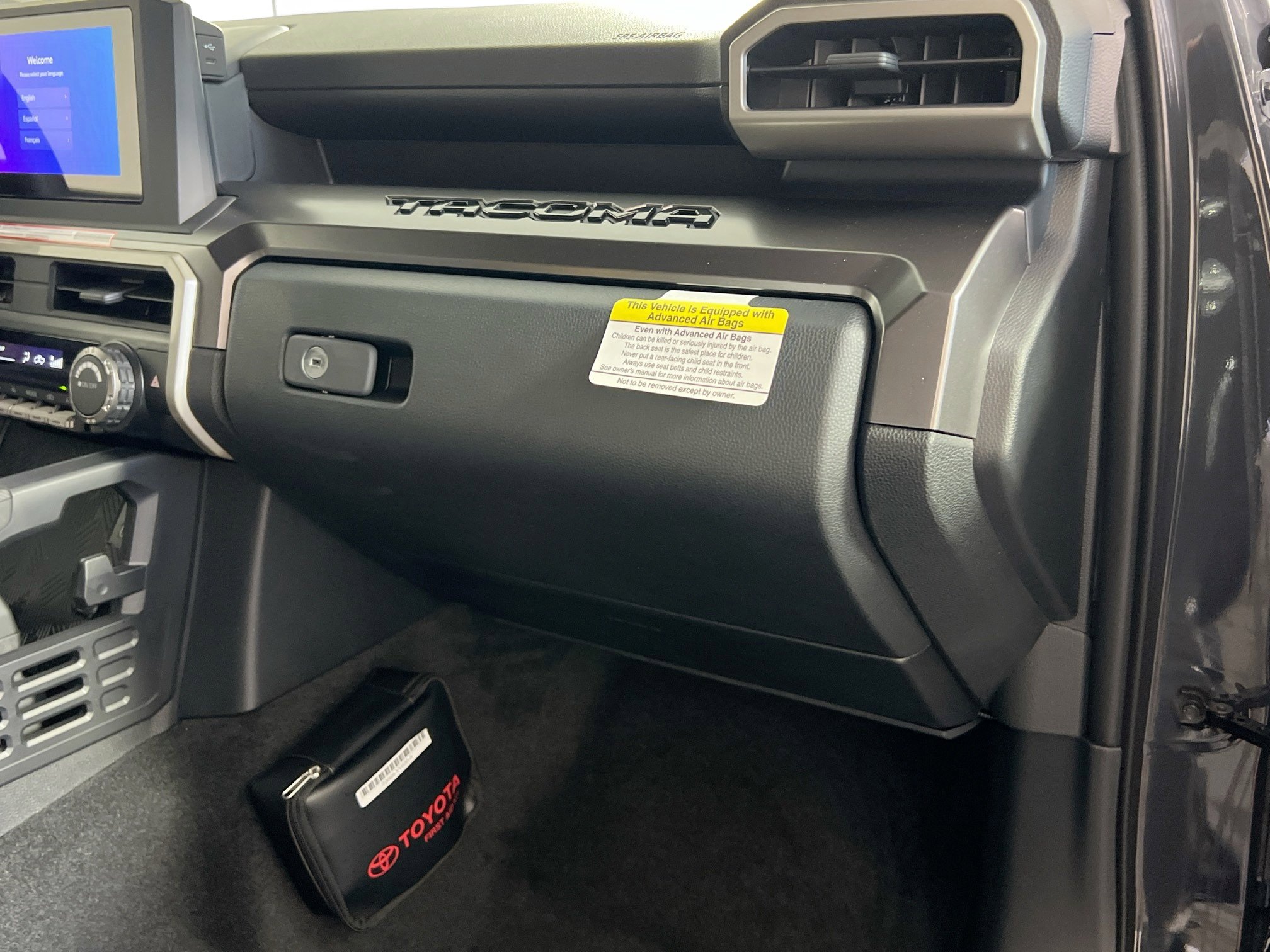 New 2025 Toyota Tacoma SR5 image 33