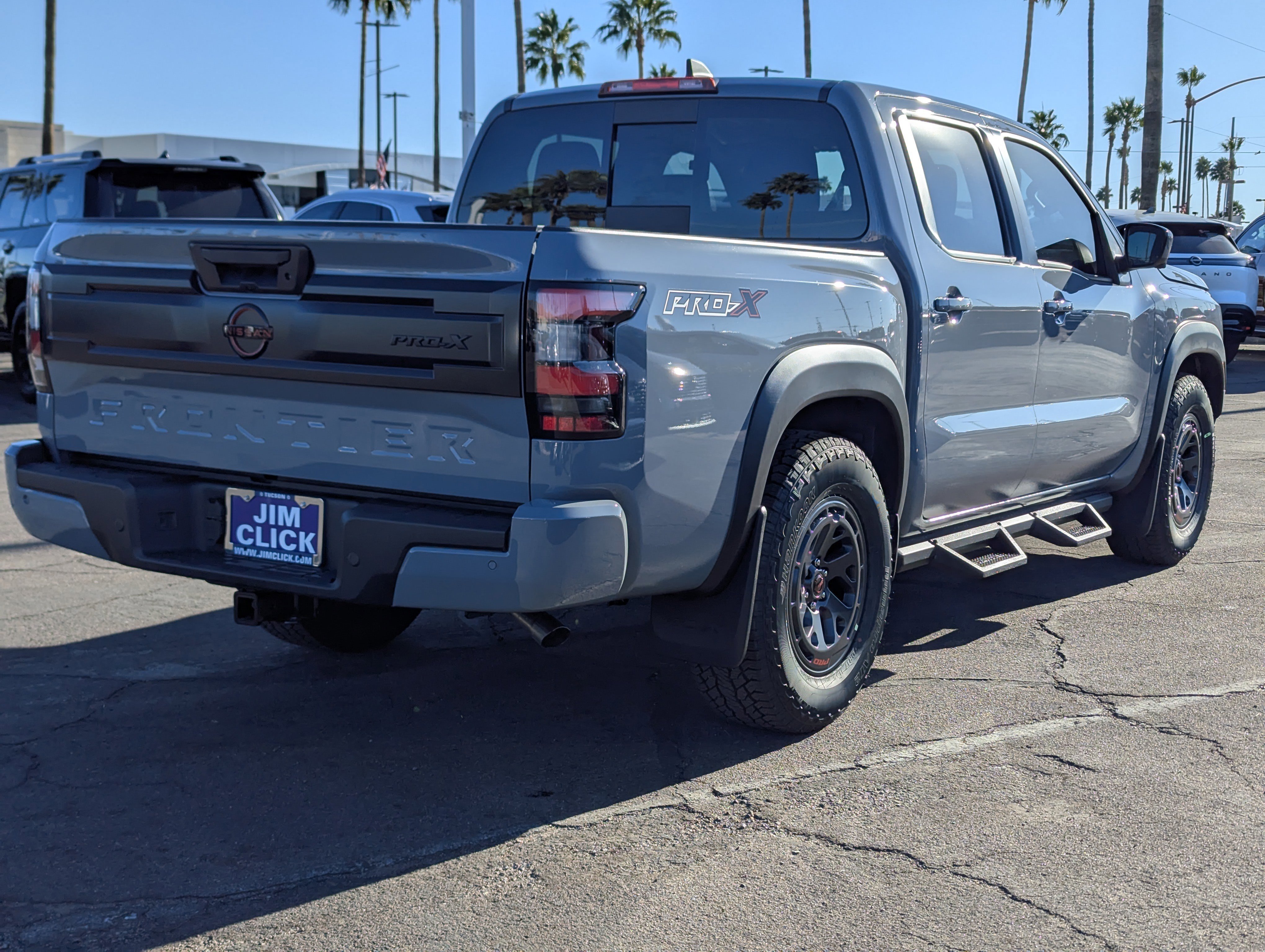 New 2026 Nissan Frontier Pro-X image 2