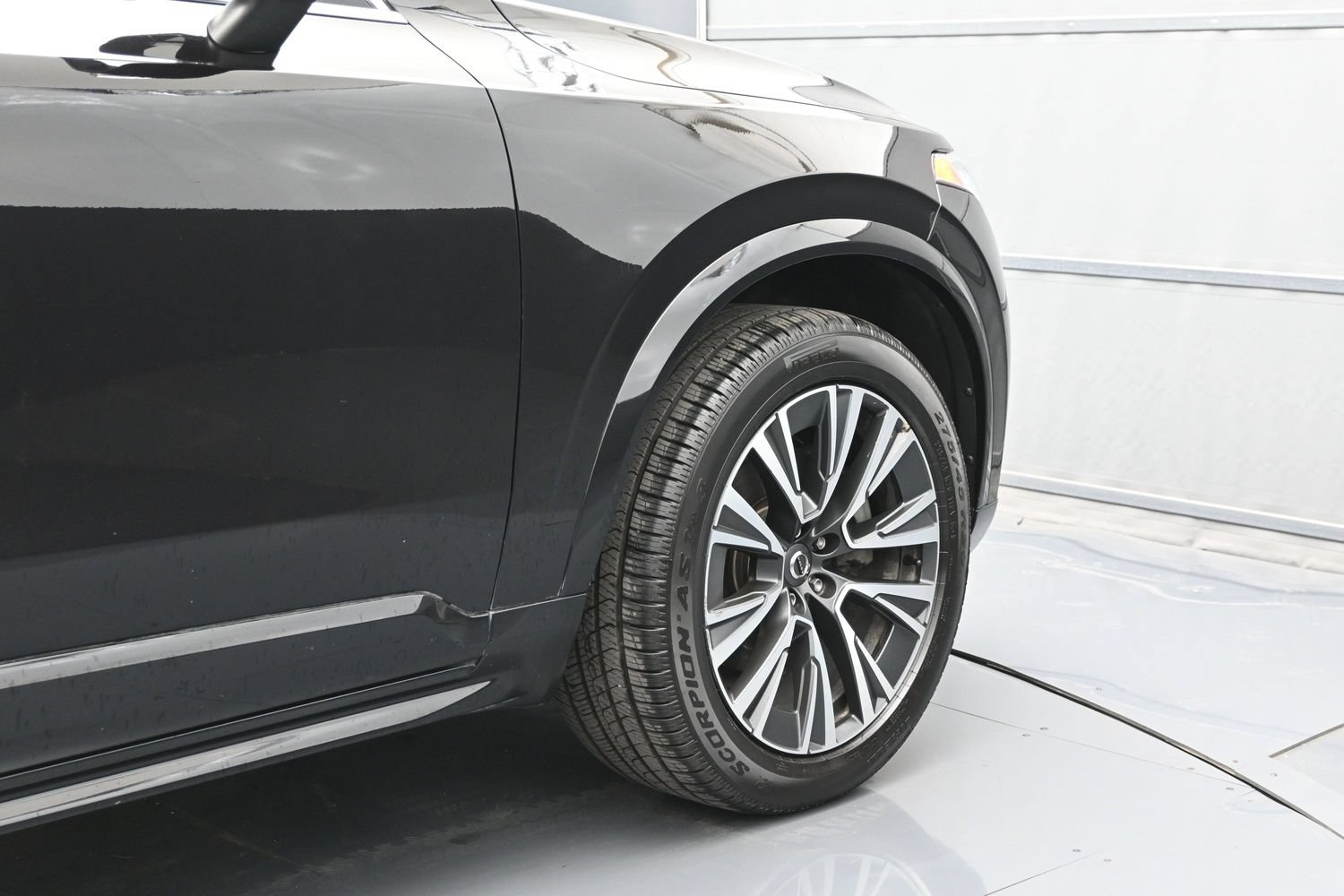 Used 2021 Volvo XC90 T5 Momentum w/ Protection Package Premier FWD image 47