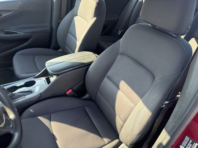 Used 2018 Chevrolet Malibu LT FWD image 24