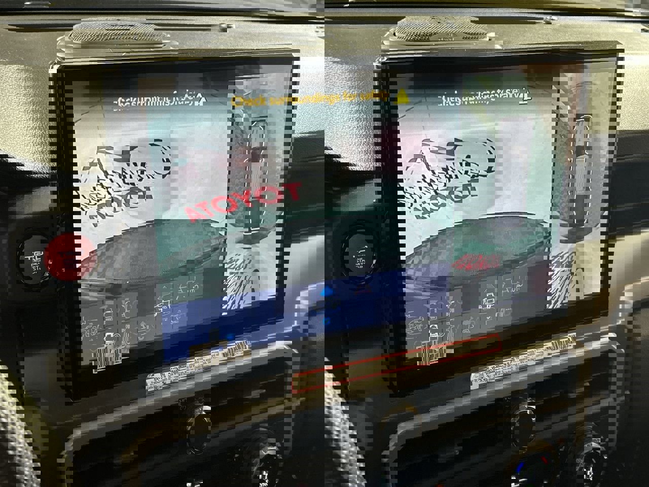 Used 2024 Toyota Tacoma TRD Sport image 18