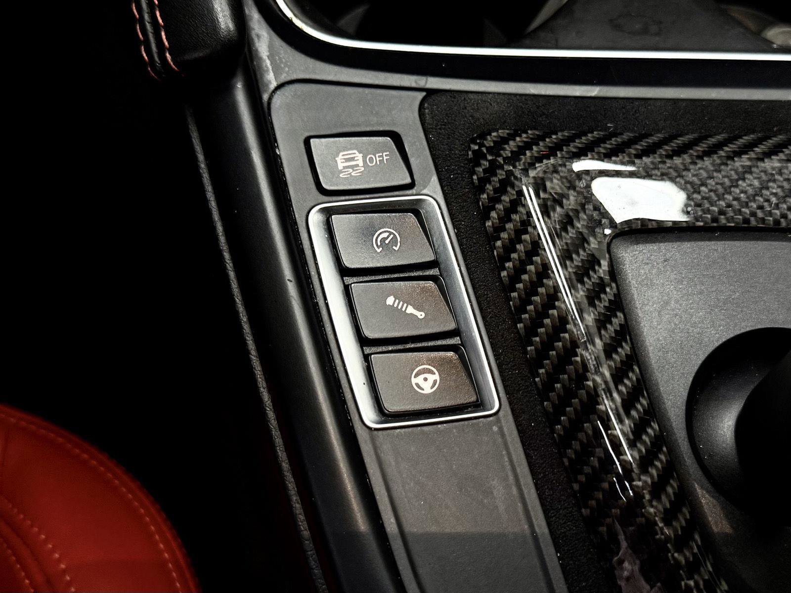 Used 2015 BMW M3 RWD image 25