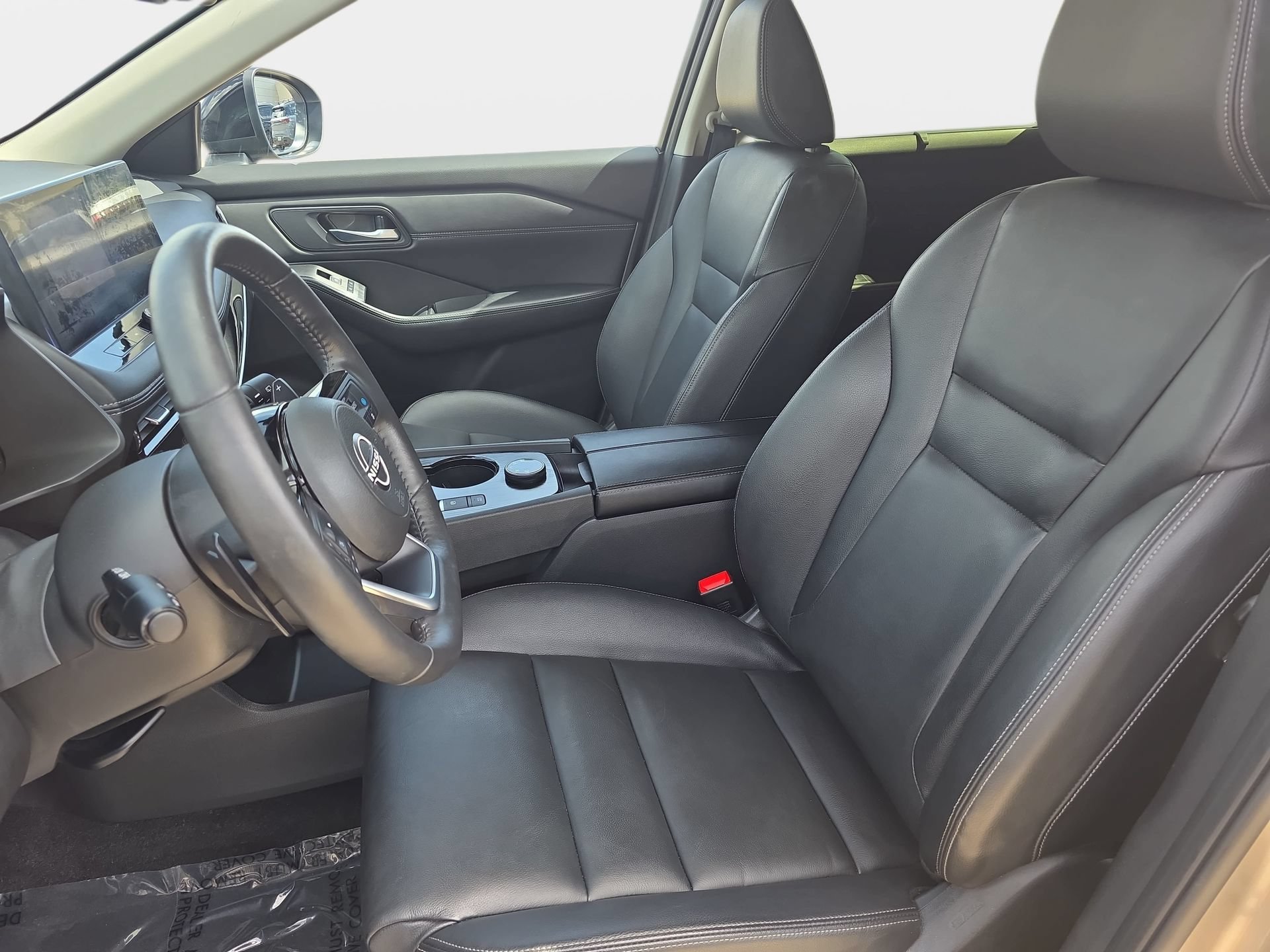 Used 2024 Nissan Rogue SL w/ SL Premium Package AWD/4WD image 15