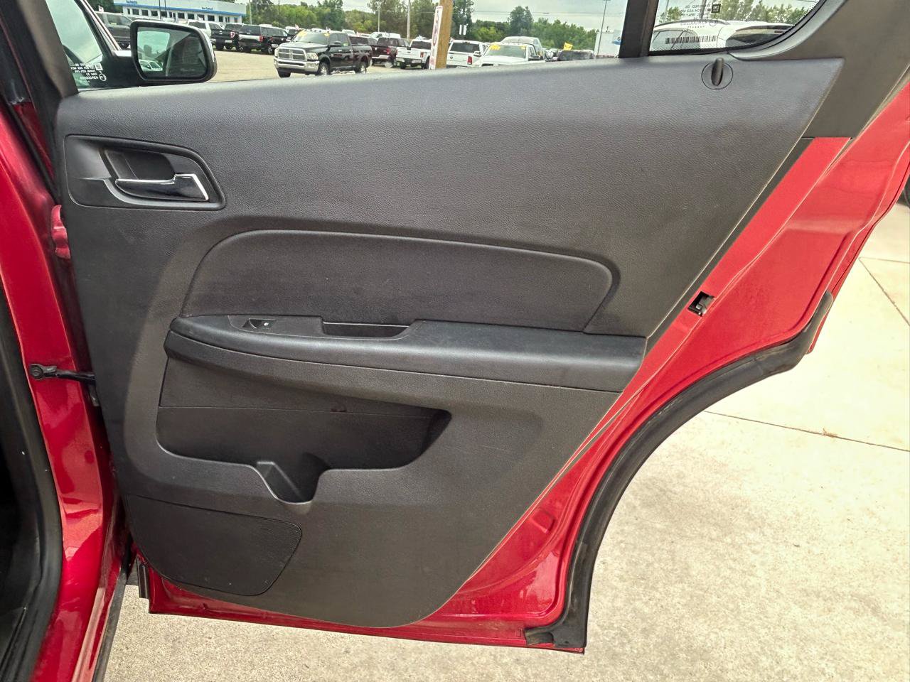 Used 2015 Chevrolet Equinox LT FWD image 15