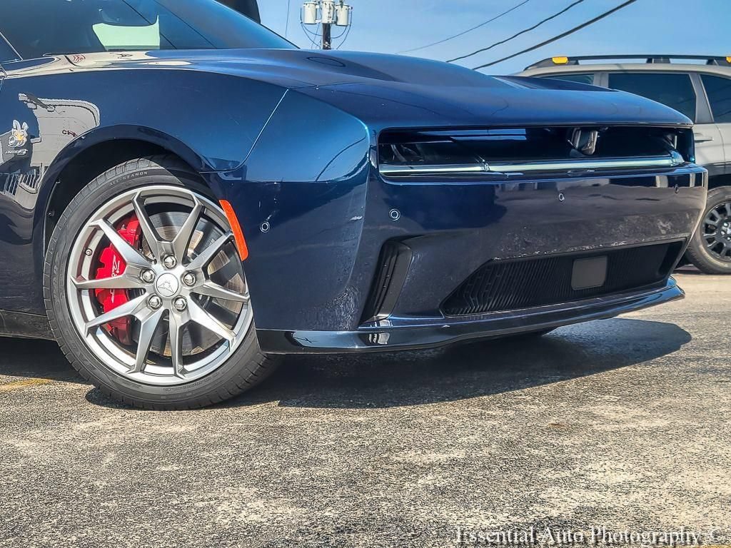 Used 2024 Dodge Charger Daytona Scat Pack w/ Plus Group AWD/4WD image 4