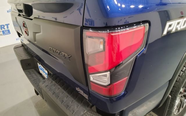 Used 2023 Nissan Titan PRO-4X w/ Off Road Protection Package AWD/4WD image 10