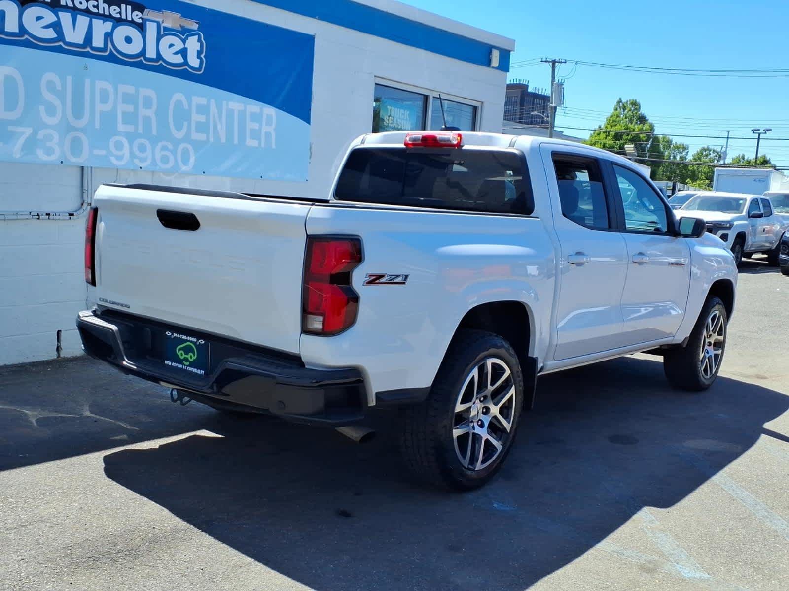 Used 2023 Chevrolet Colorado Z71 w/ Z71 Convenience Package 2 AWD/4WD image 6