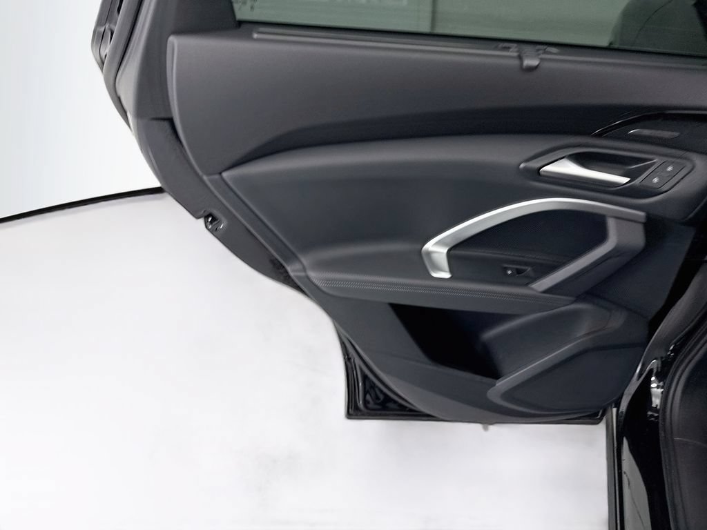 Certified 2025 Audi Q5 Premium w/ Premium Plus AWD/4WD image 25