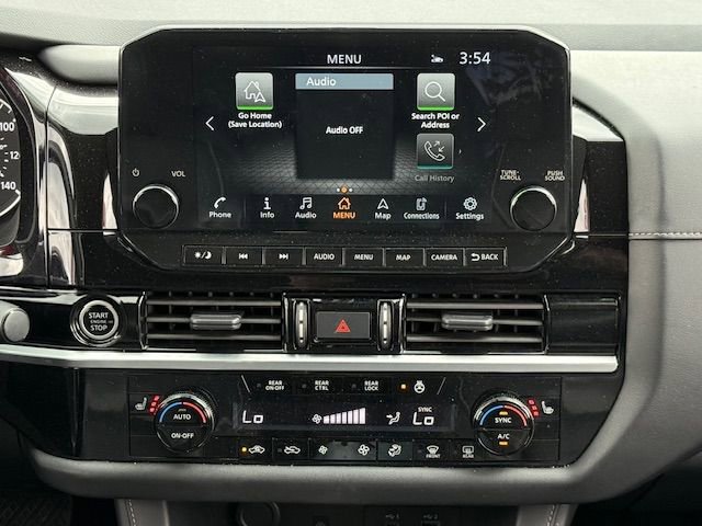 Used 2023 Nissan Pathfinder SL w/ Black Appearance Package image 18