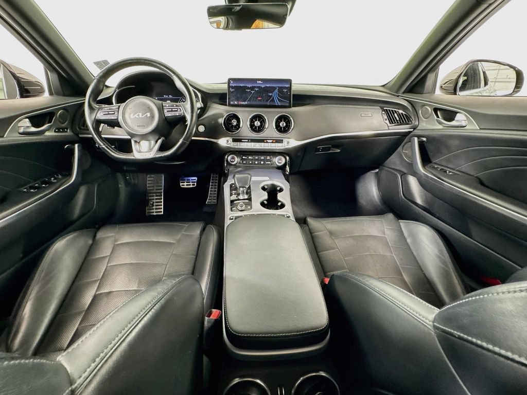 Used 2022 Kia Stinger GT2 AWD/4WD image 29