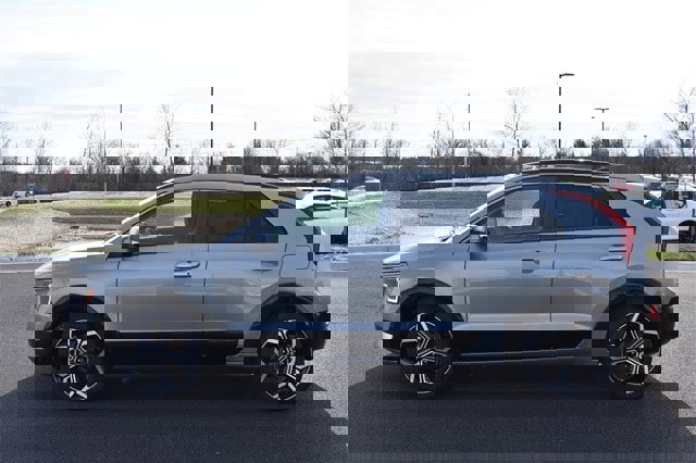 New 2025 Kia Niro EX Touring image 6