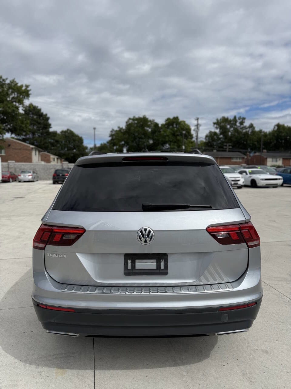 Used 2020 Volkswagen Tiguan S FWD image 5