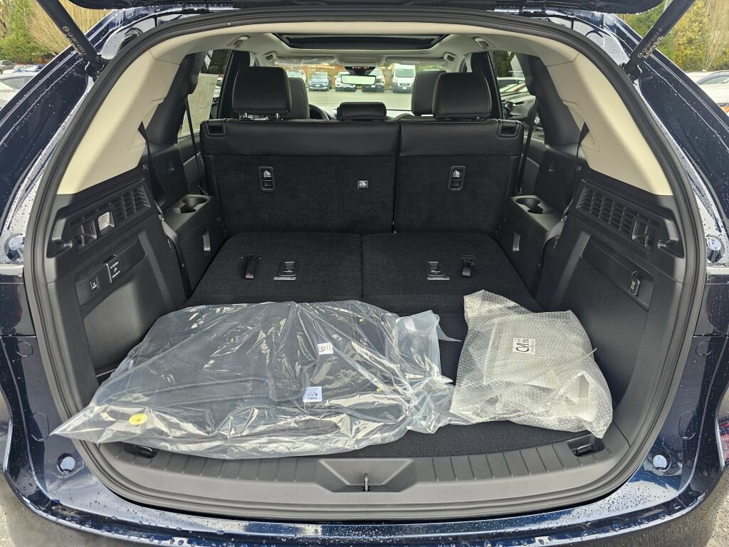New 2026 MAZDA CX-90 Plug-In Hybrid w/Premium Sport image 26