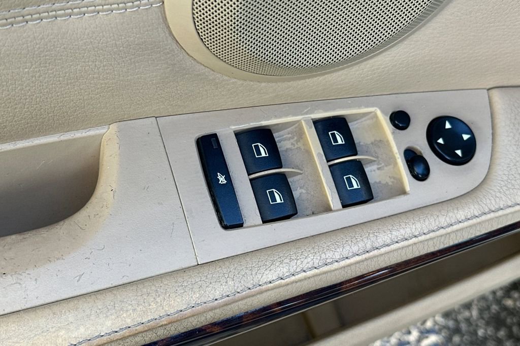 Used 2008 BMW 328i Sedan RWD image 11