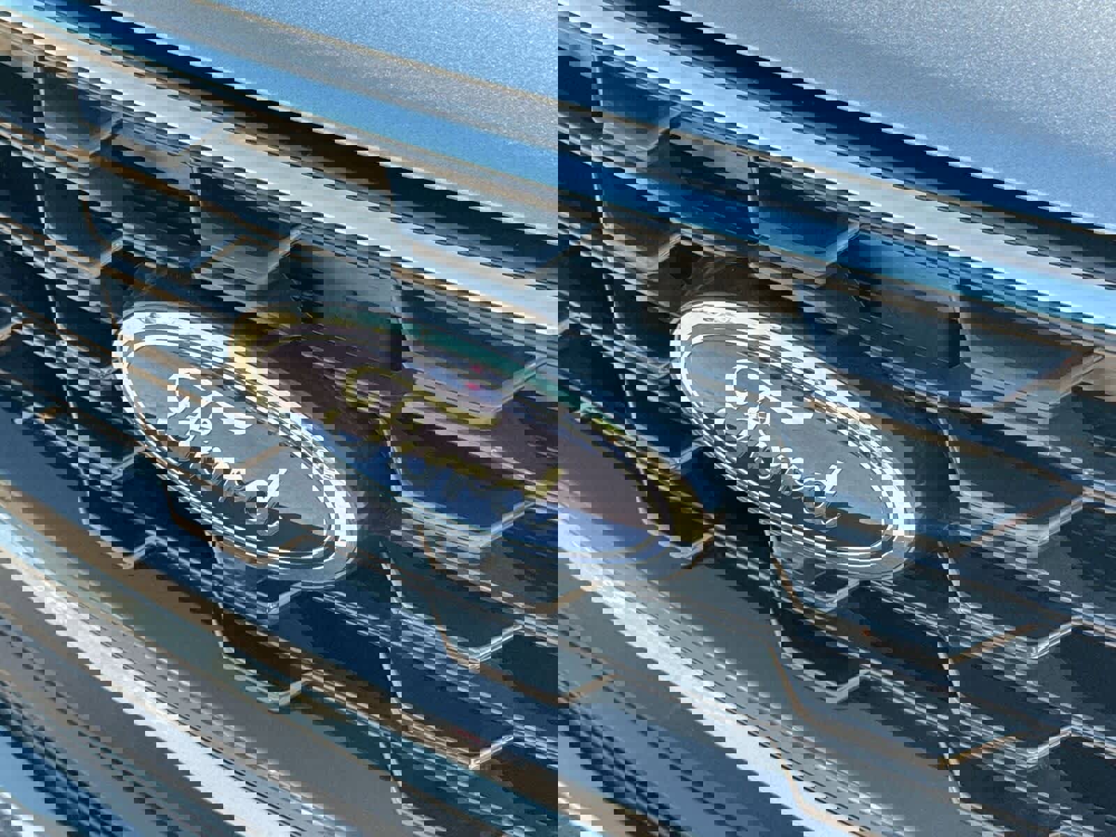 Used 2025 Ford Escape ST-Line image 32