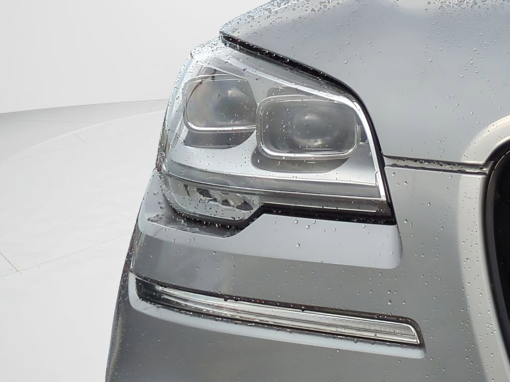 Used 2023 Lincoln Aviator Reserve w/ Equipment Group 201A image 9