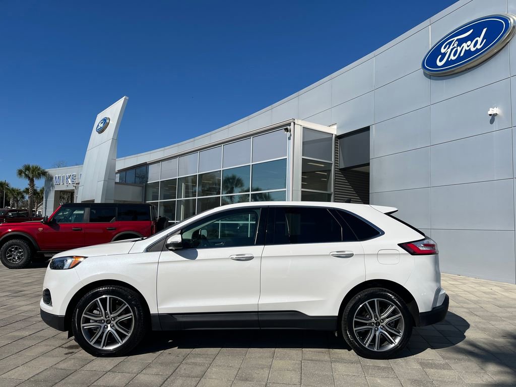 Used 2024 Ford Edge Titanium image 3
