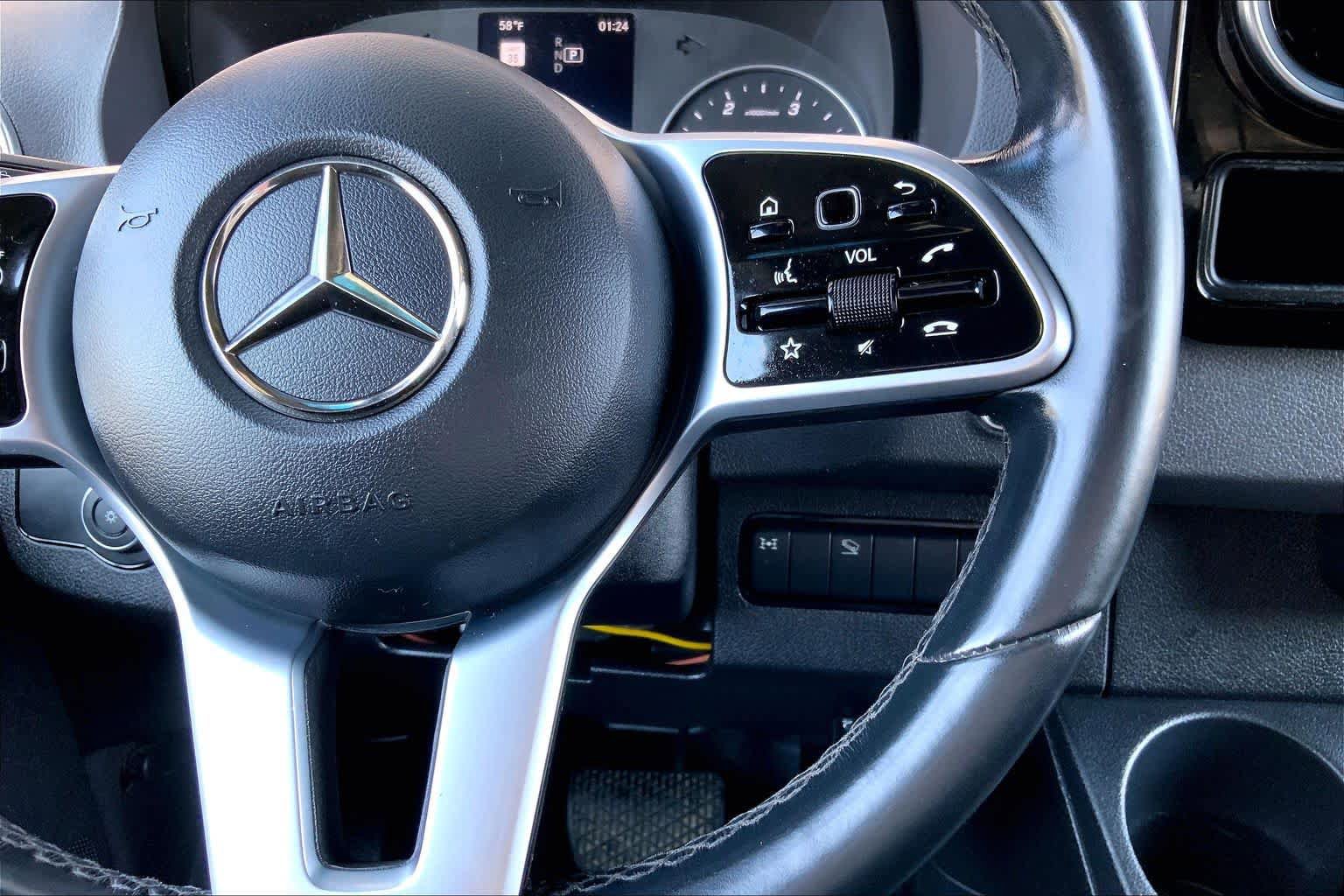 Used 2022 Mercedes-Benz Sprinter 3500 image 26