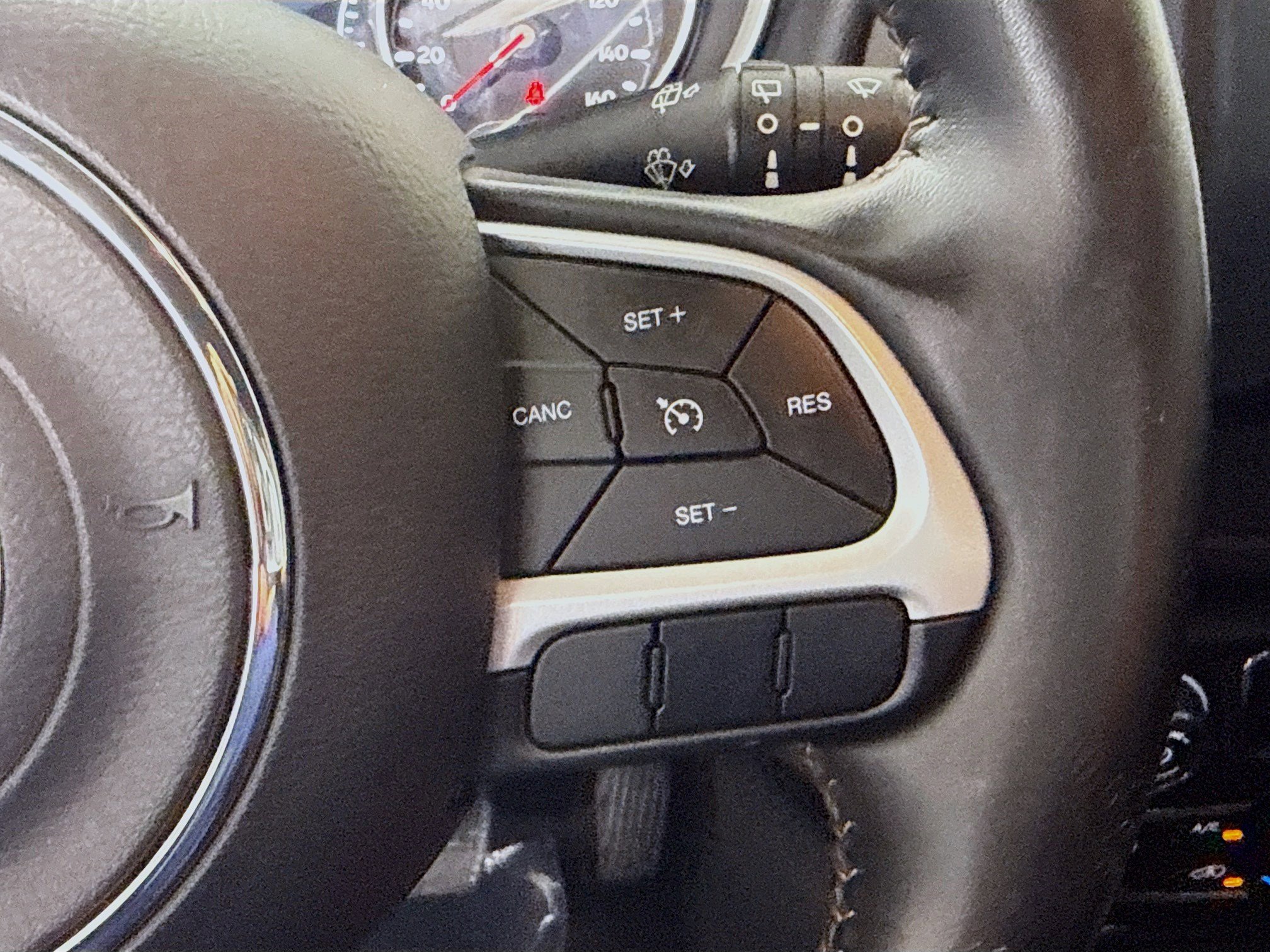 Used 2019 Jeep Compass Latitude w/ Popular Equipment Group image 15