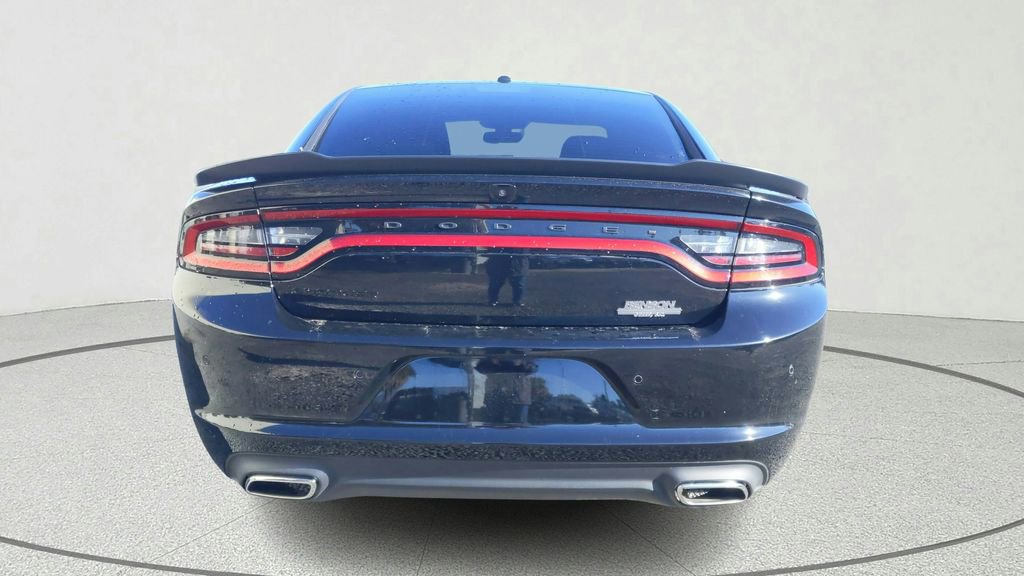 Used 2022 Dodge Charger SXT w/ Blacktop Package image 5