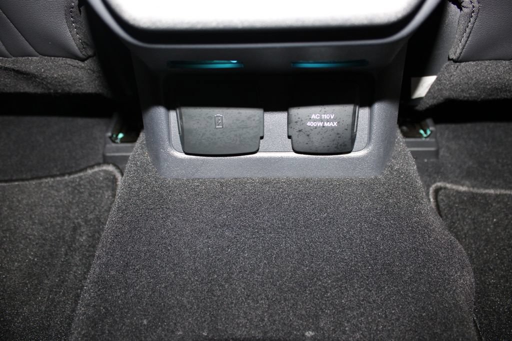 Used 2025 Ford Bronco Outer Banks AWD/4WD image 32