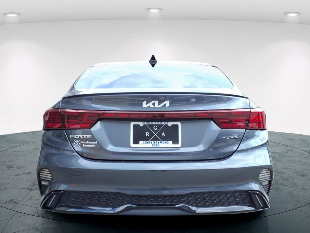 Used 2022 Kia Forte GT-Line w/ GT-Line Technology Package image 6