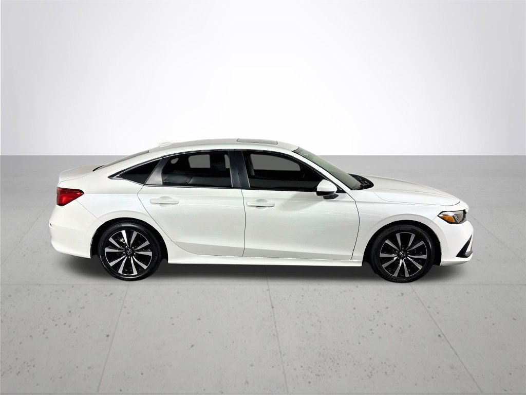 Used 2023 Honda Civic EX image 5