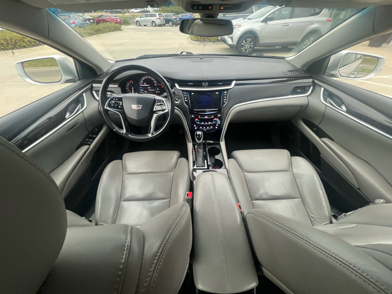 Used 2017 Cadillac XTS Luxury image 10