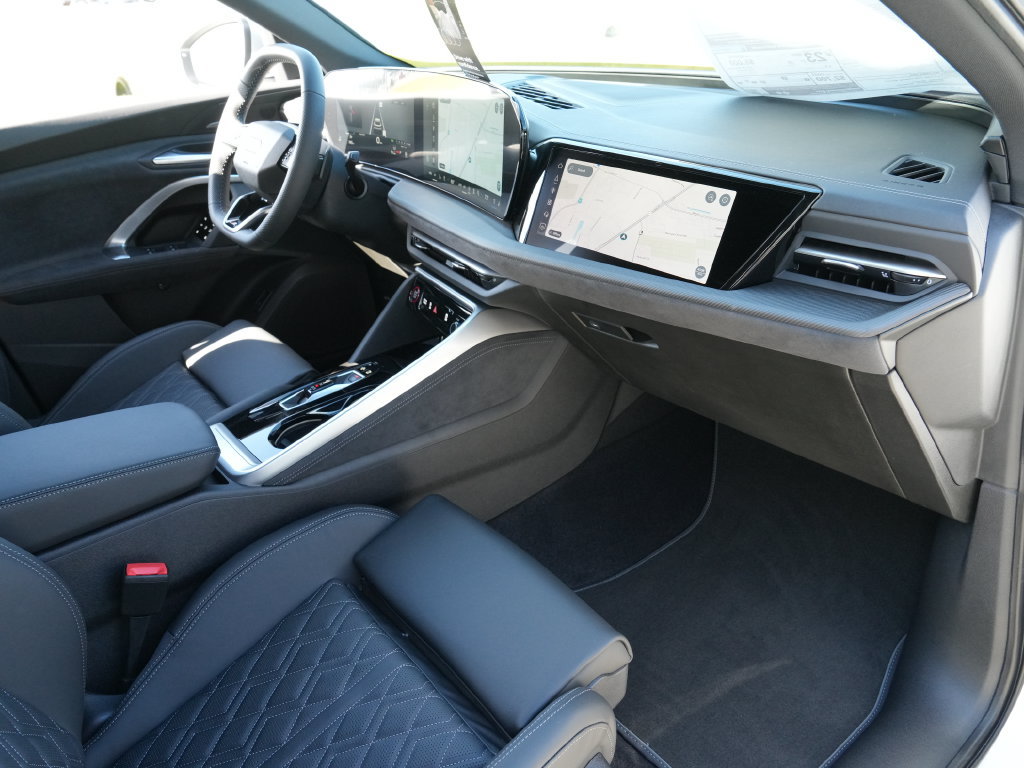 New 2026 Audi SQ5 Prestige AWD/4WD image 11