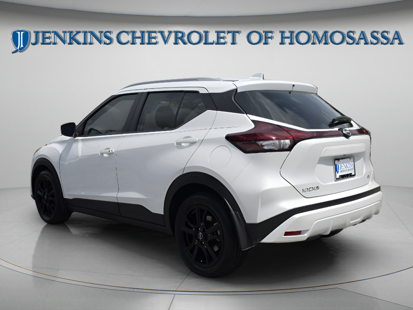 Used 2023 Nissan Kicks SV FWD image 7