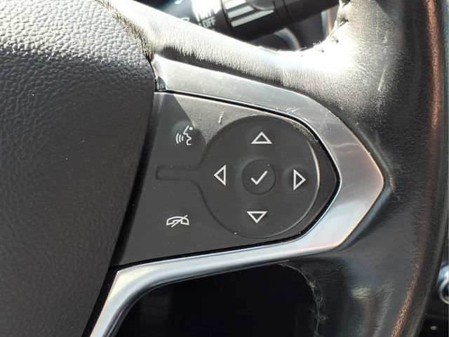 Used 2021 Chevrolet Traverse LT FWD image 25