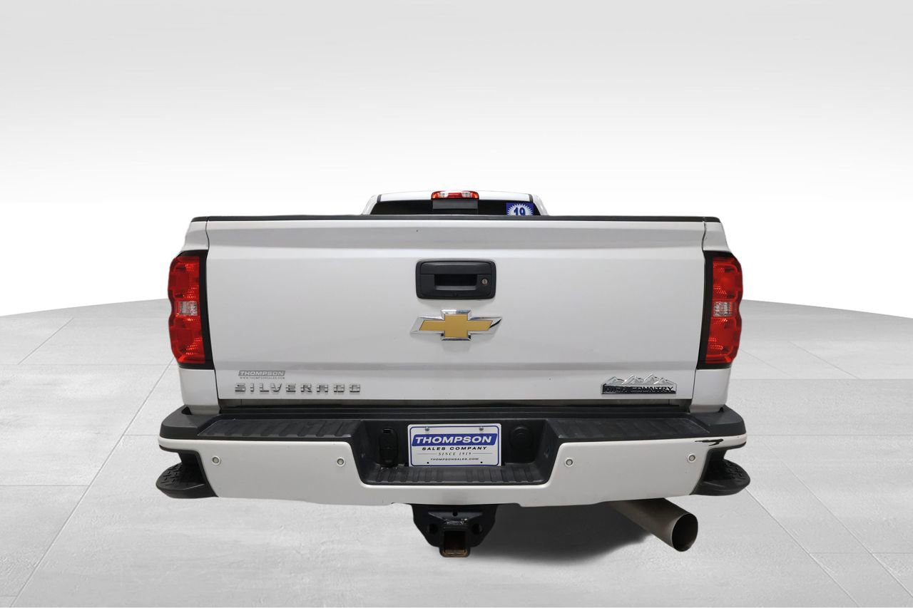 Used 2019 Chevrolet Silverado 3500 High Country w/ Duramax Plus Package image 2
