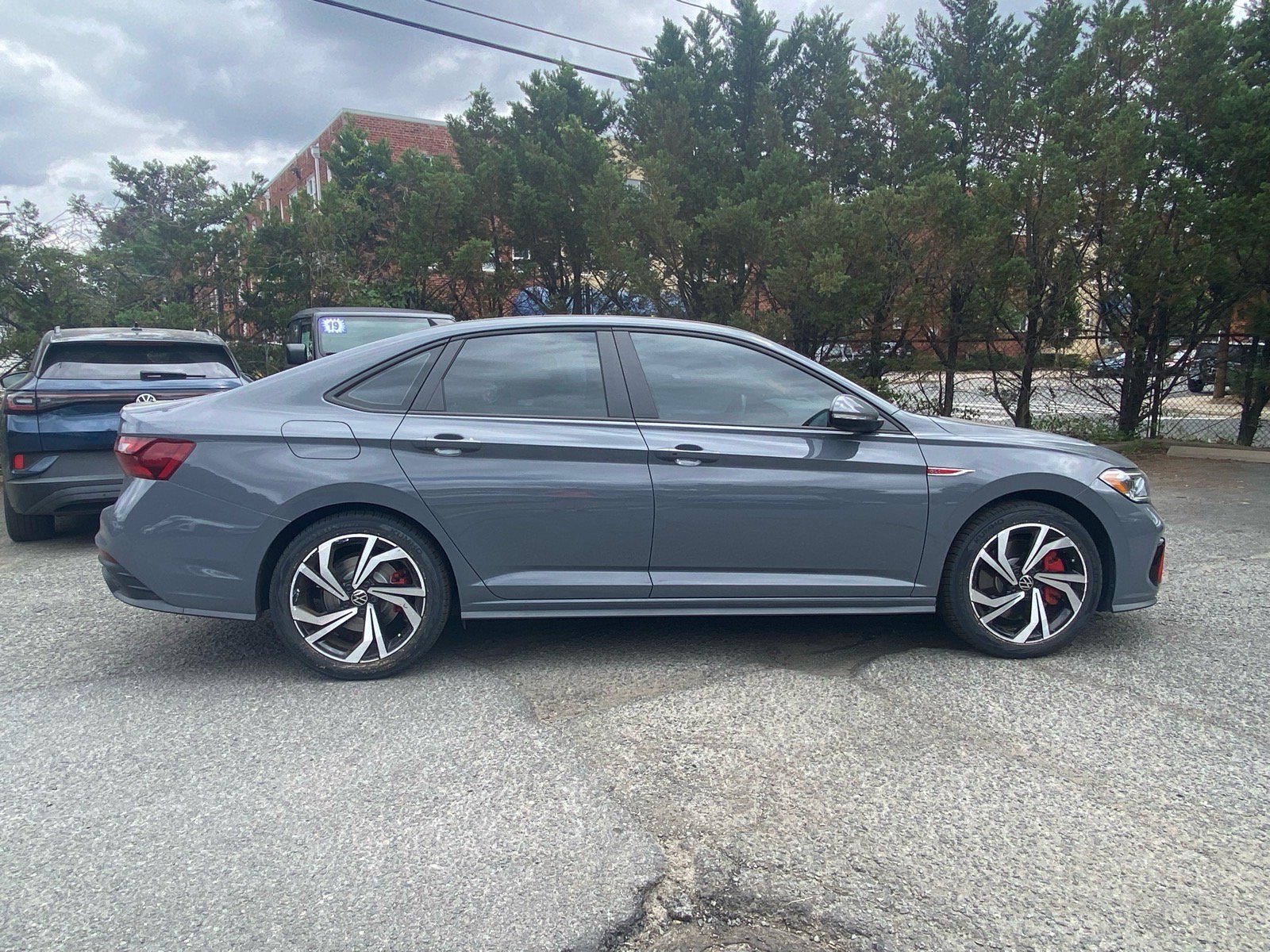 Certified 2024 Volkswagen Jetta GLI Autobahn FWD image 2
