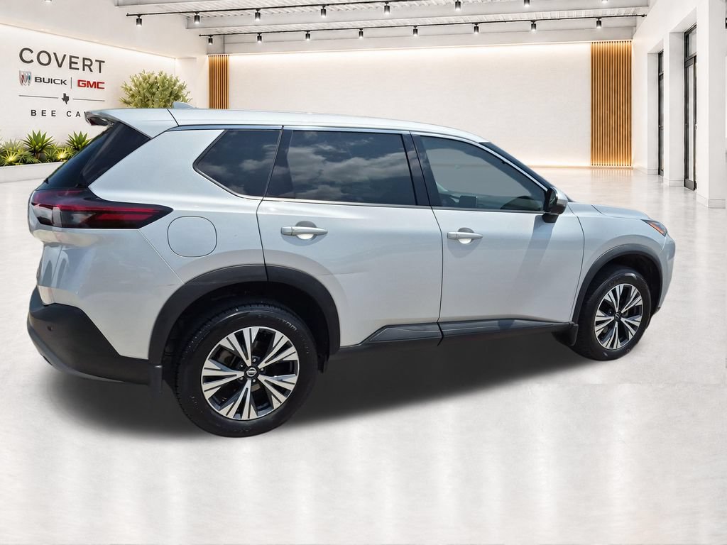 Used 2021 Nissan Rogue SV FWD image 12