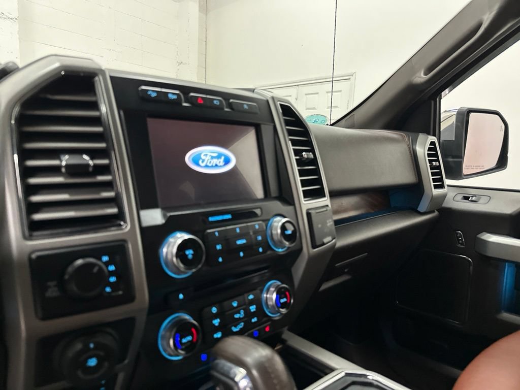 Used 2018 Ford F150 King Ranch w/ Equipment Group 601A Luxury AWD/4WD image 34