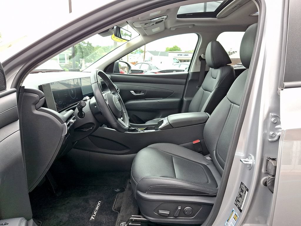 Certified 2025 Hyundai Tucson SEL AWD/4WD image 15