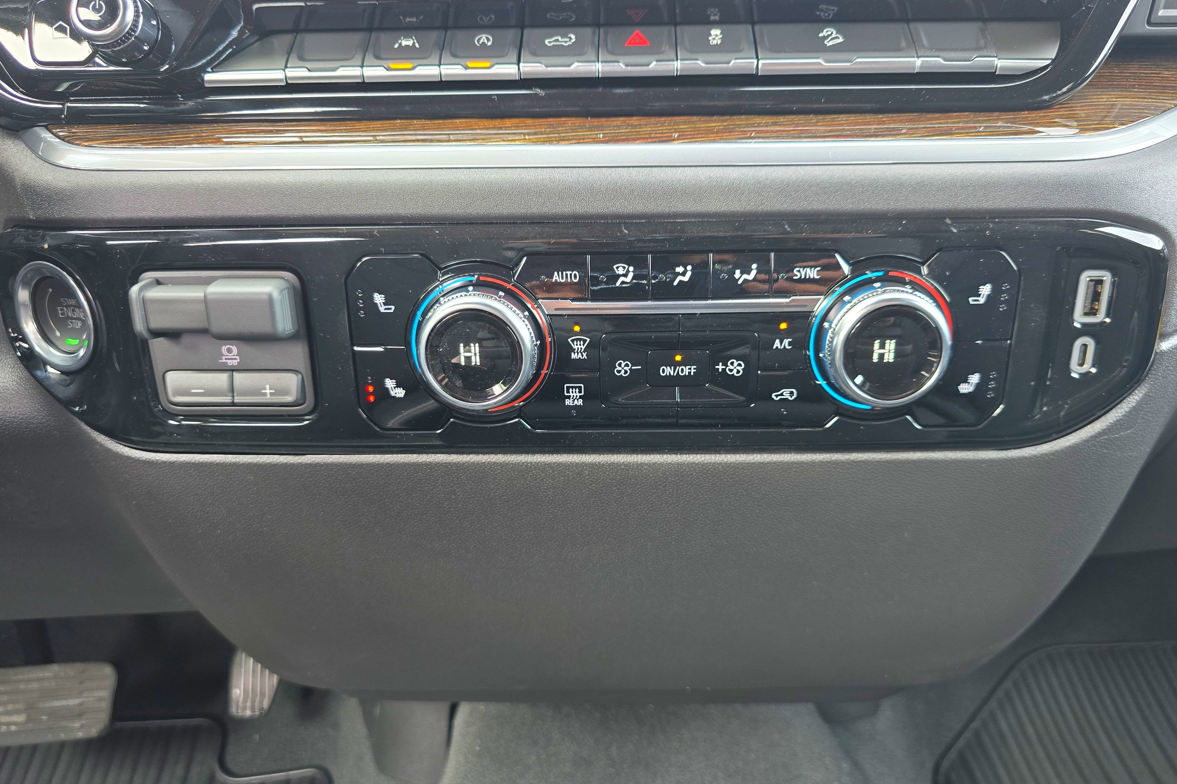 New 2026 GMC Sierra 1500 SLE w/ X31 Off-Road Package image 24