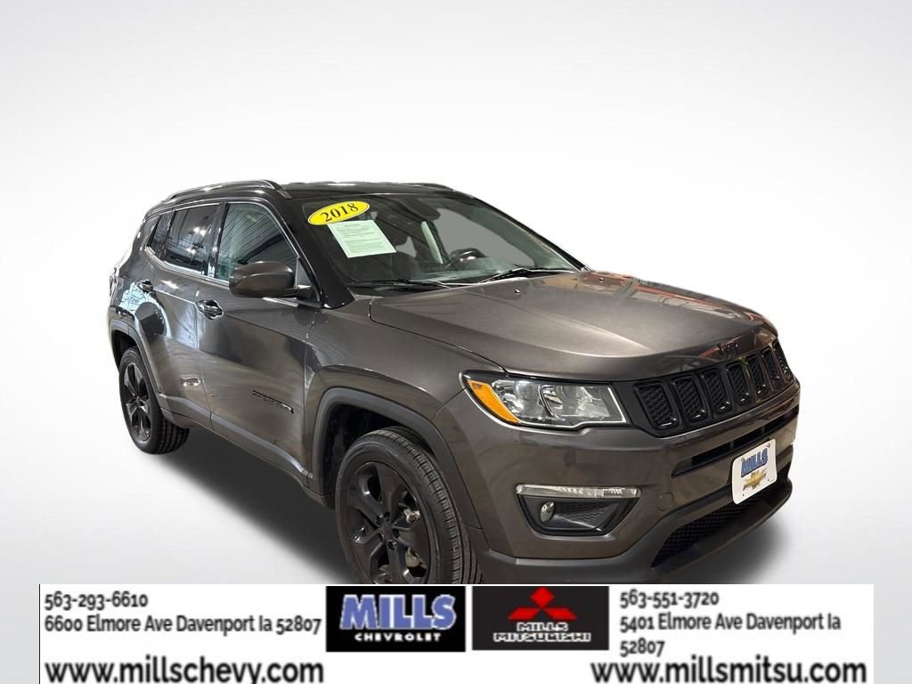 Used 2018 Jeep Compass Latitude w/ Popular Equipment Group AWD/4WD image 3