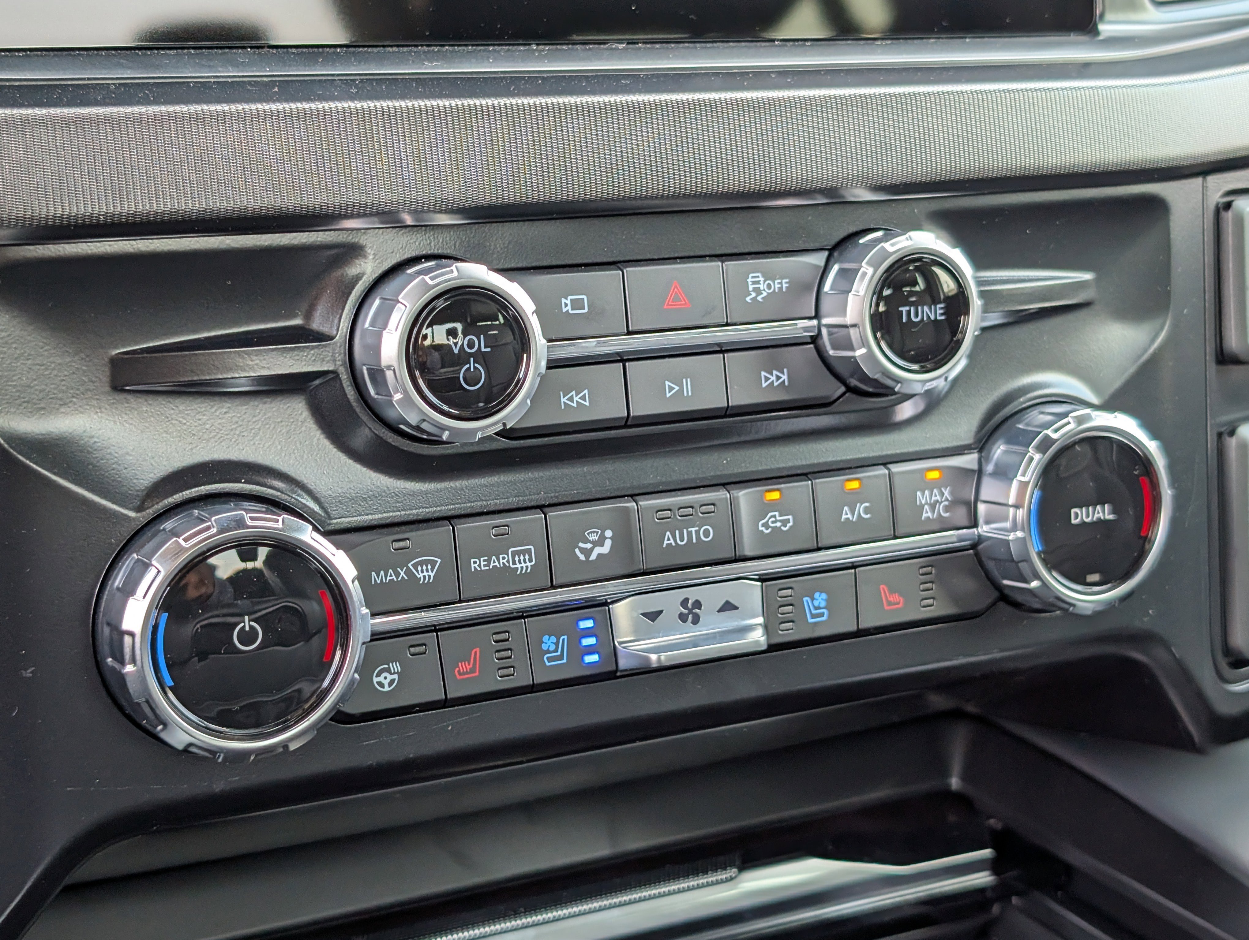 New 2026 Ford F250 Platinum image 19