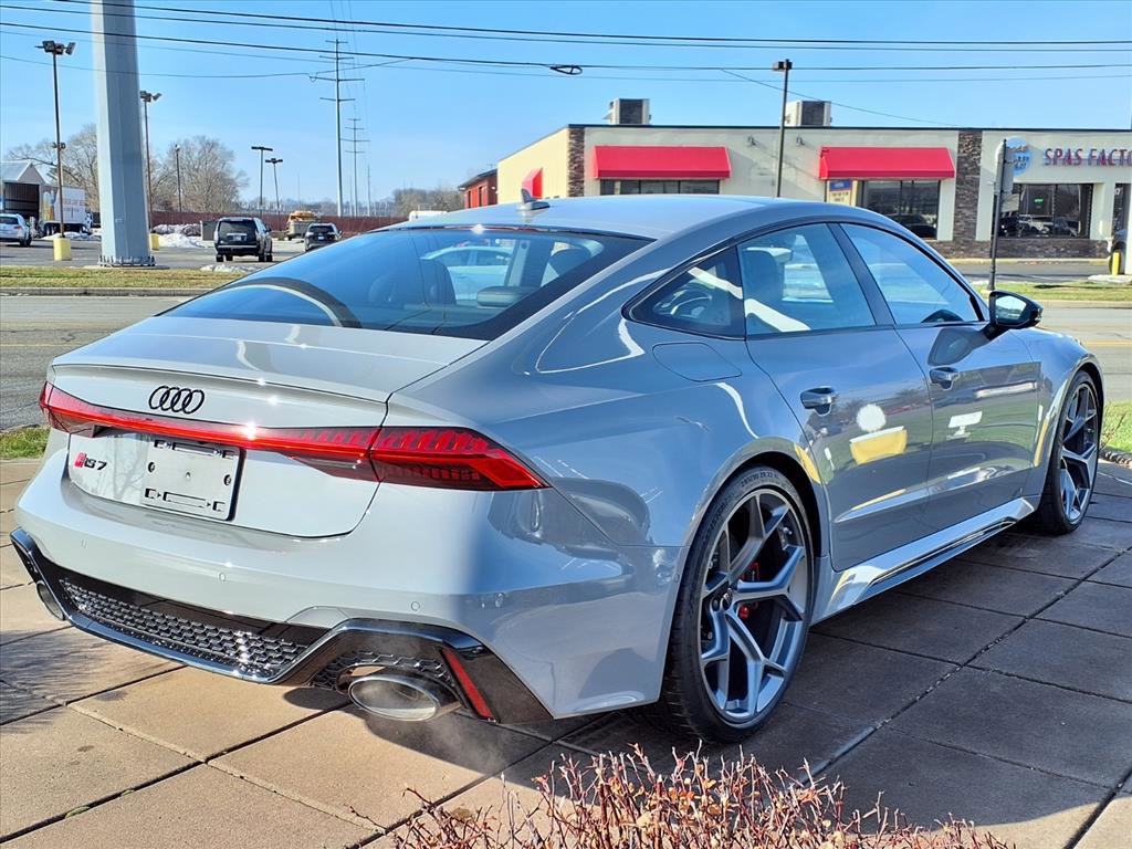 New 2026 Audi RS 7 Performance image 11