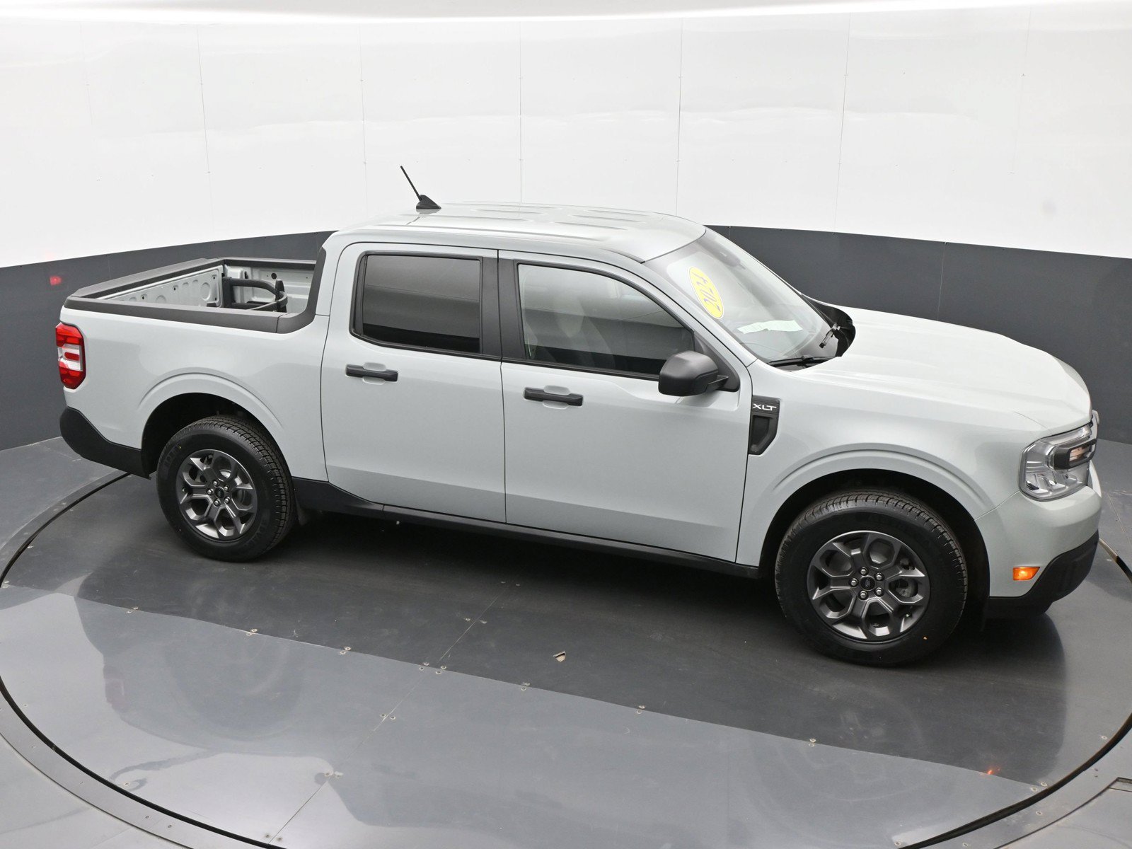 Used 2024 Ford Maverick XLT w/ Equipment Group 300A Standard AWD/4WD image 32