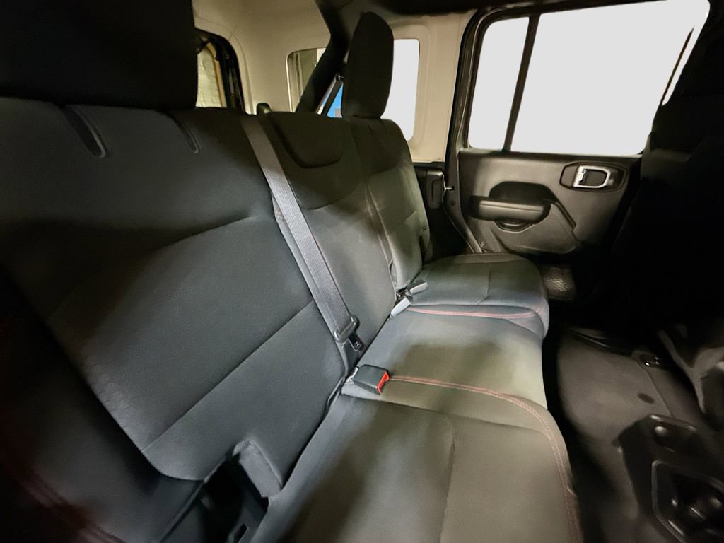 Used 2021 Jeep Wrangler Unlimited Rubicon image 26
