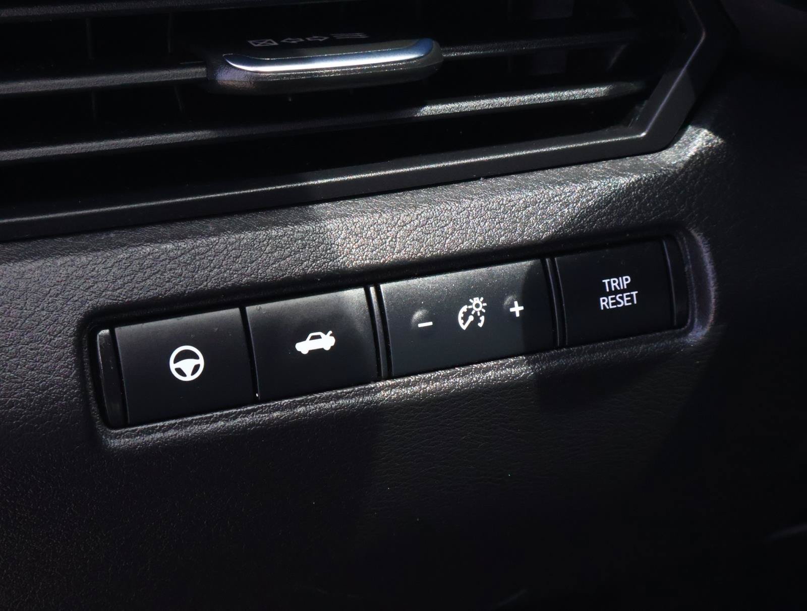 Used 2023 Nissan Altima 2.5 SL FWD image 21