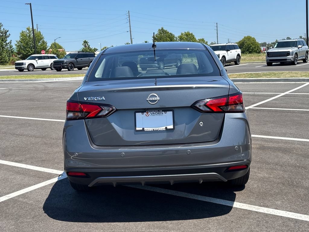 Used 2025 Nissan Versa S FWD image 16