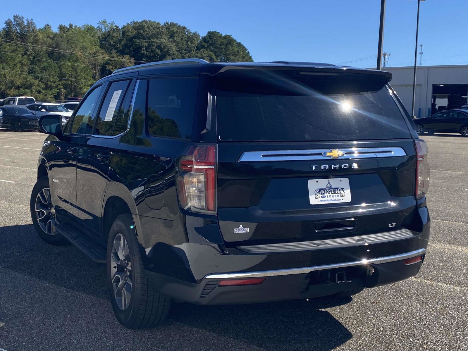 Used 2023 Chevrolet Tahoe LT w/ Luxury Package RWD image 5