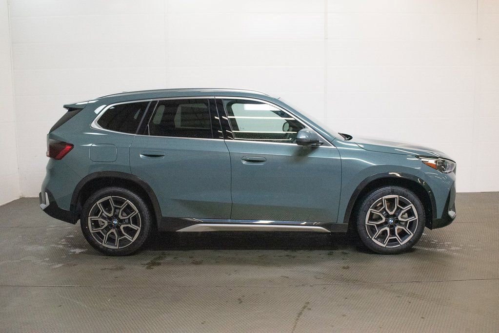 New 2026 BMW X1 xDrive28i w/ Convenience Package image 3